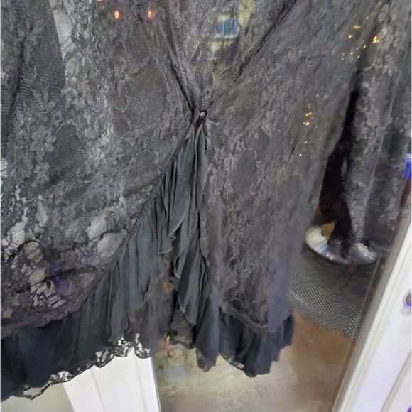 DressBarn Black crocheted lace ruffle kimono jacket plus Size 2X Coverup - Picture 5 of 9